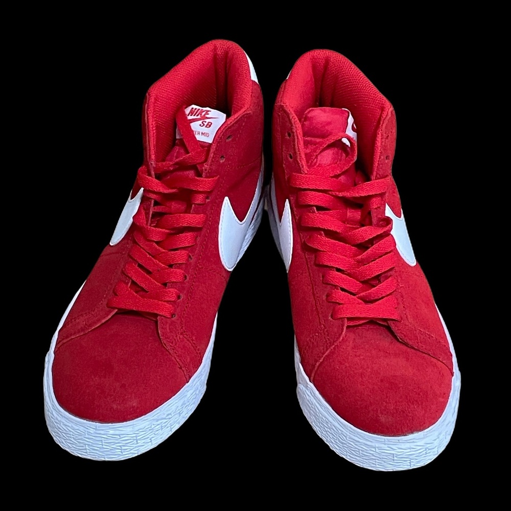 Nike SB Zoom Blazer Mid Men's US Size 8.5 Red White Suede Skate Shoes NEW!
